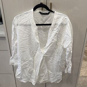 Zara Crisp White V-Neck Top